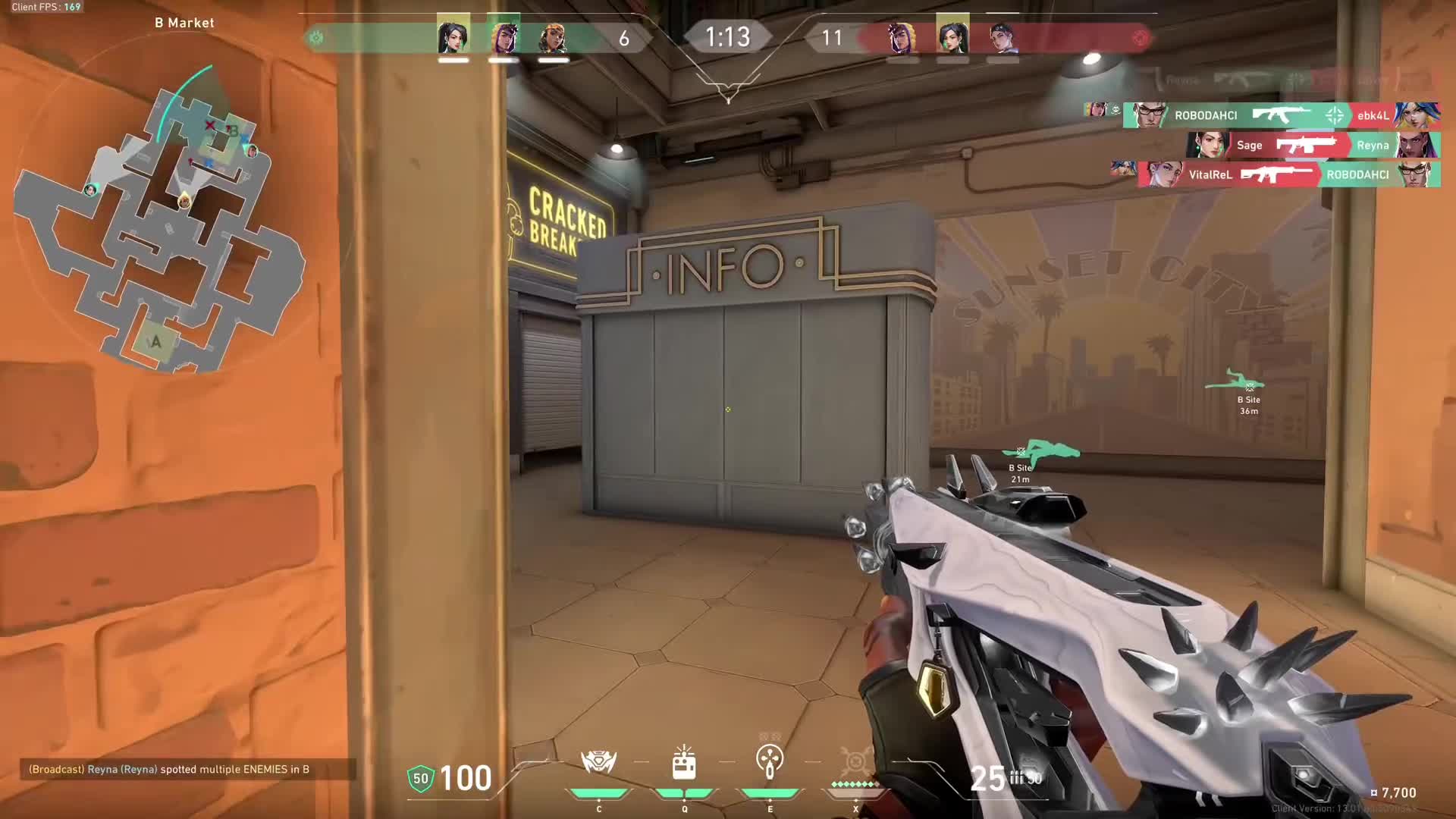 @SunburntTortilla I Streamer