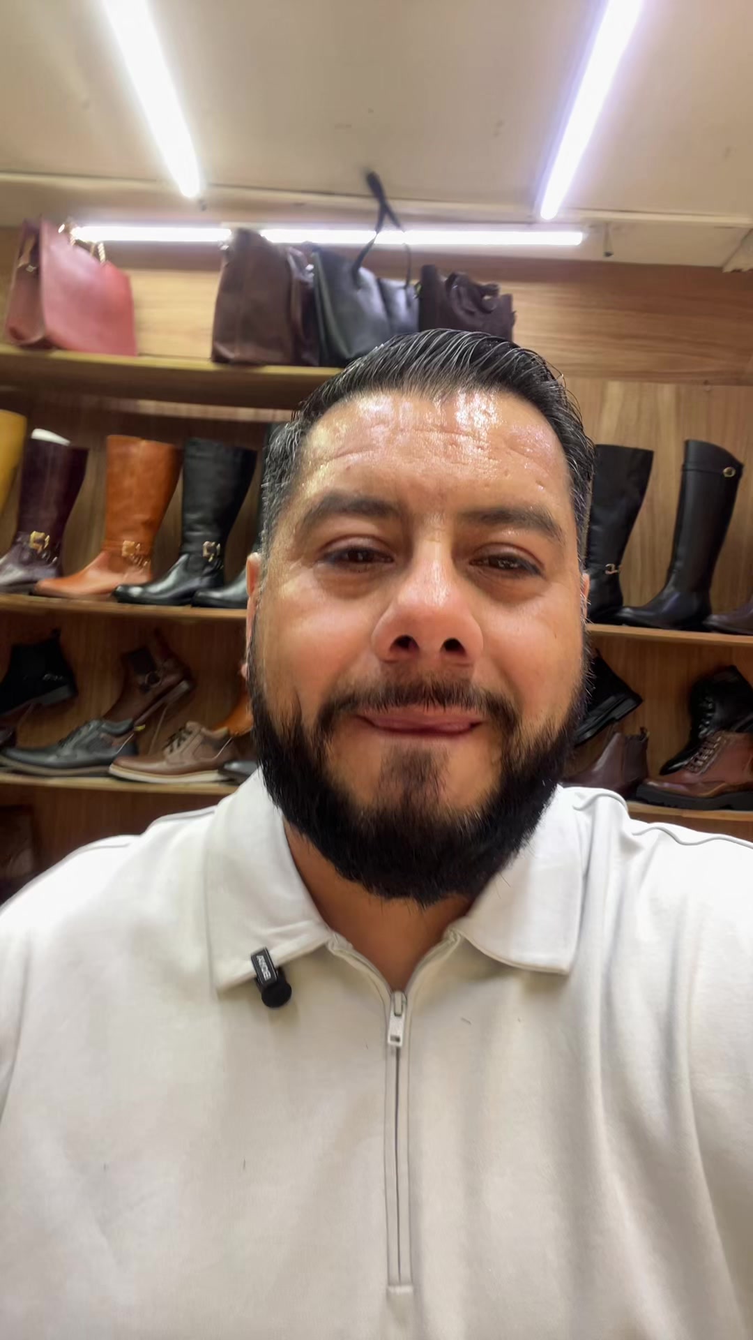 @Luxy Zapaterias