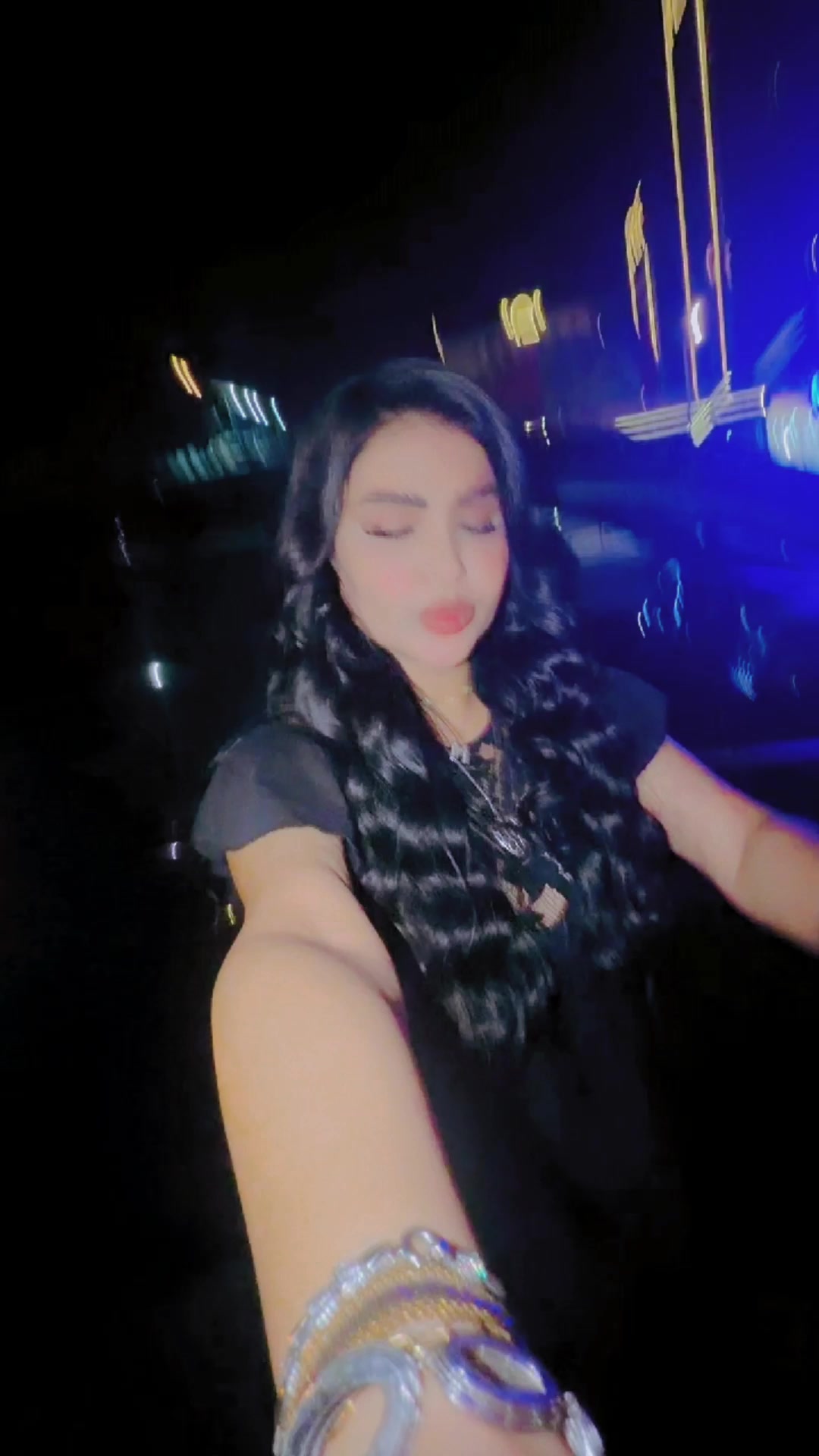 @الفنانه قمر الزمان
