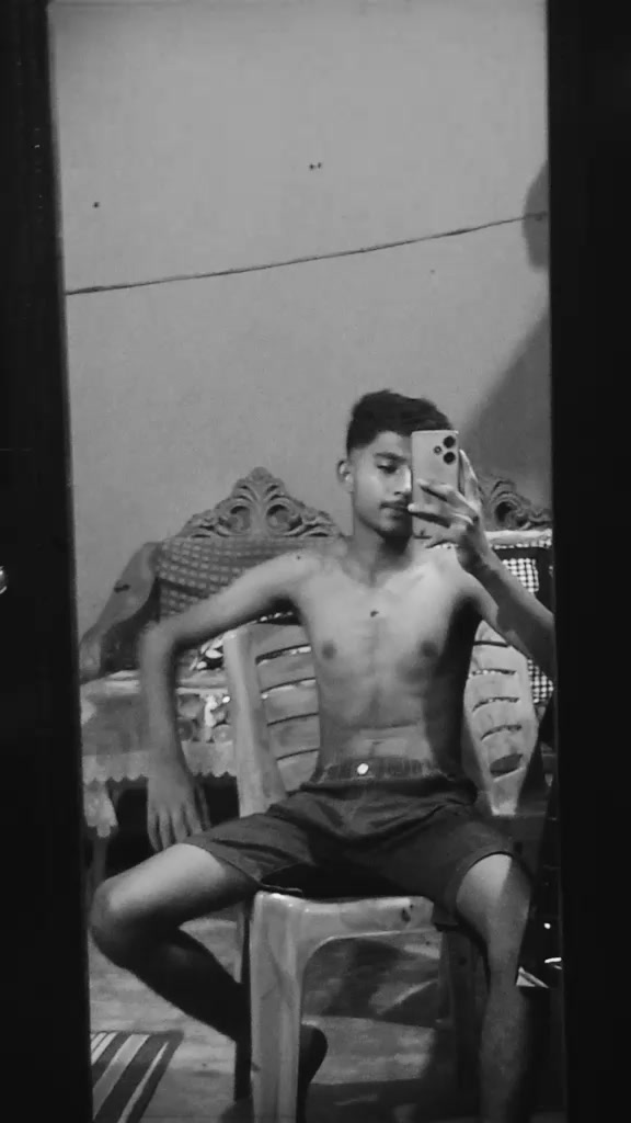 @চিংগাম 🕴️😁