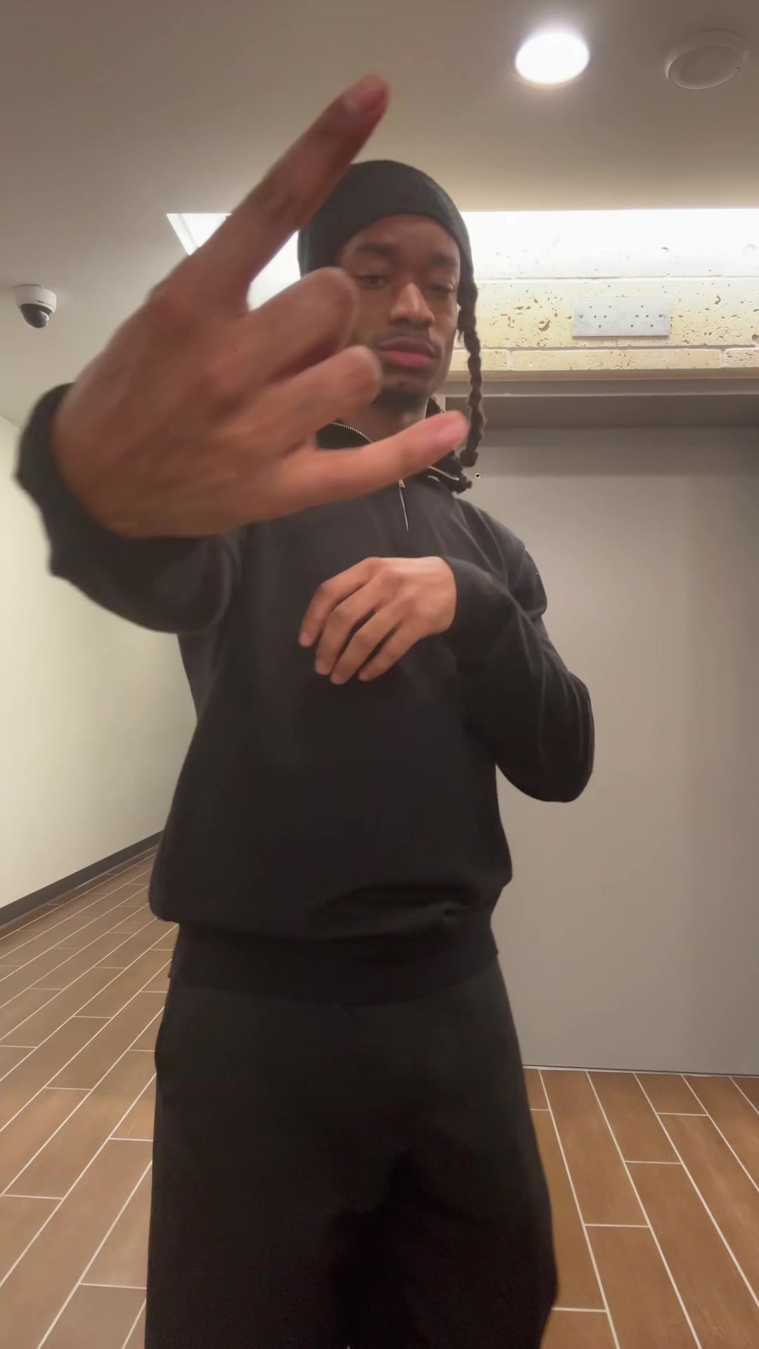 @Zay