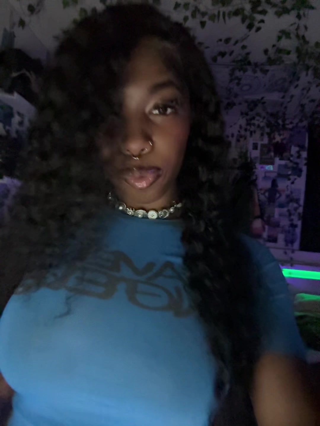 @️