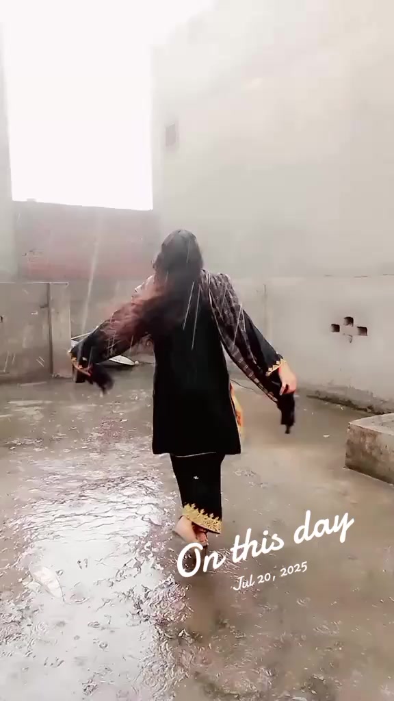 @☆꧁༒𝐂𝐮𝐭𝐞&hearts;︎𝐠𝐢𝐫𝐥༒꧂☆