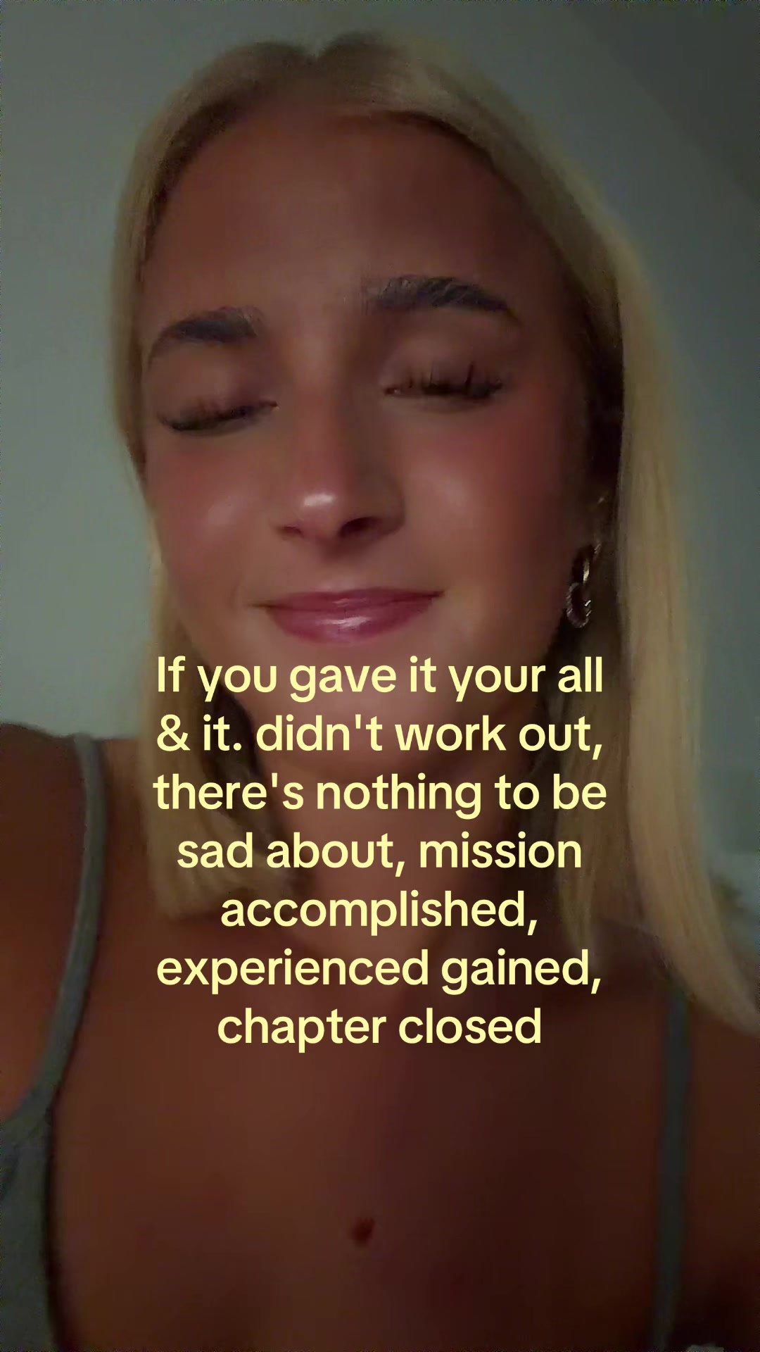 @theelliebarker
