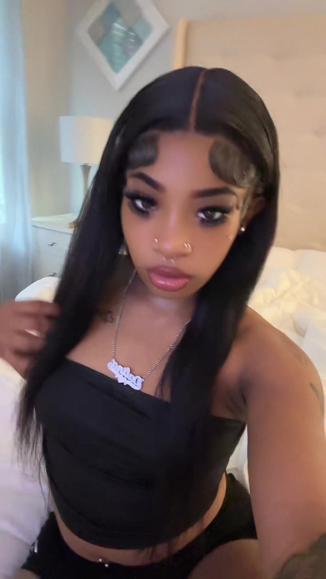 @👩🏽&zwj;❤️&zwj;💋&zwj;👩🏽