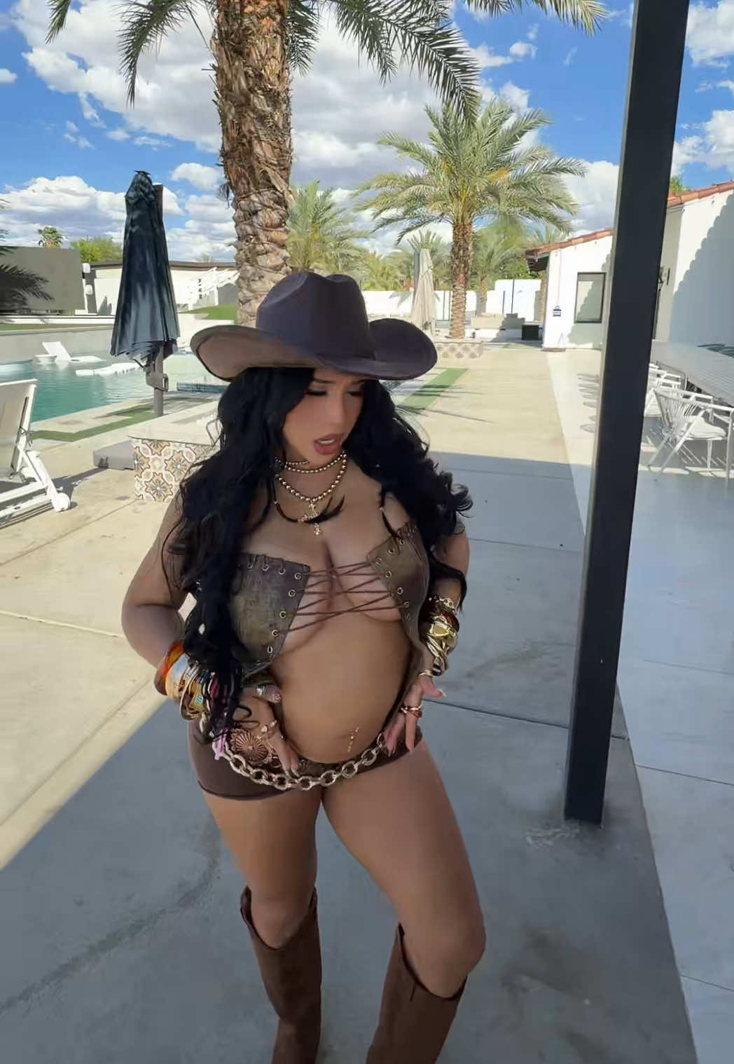 @Karen Mendoza