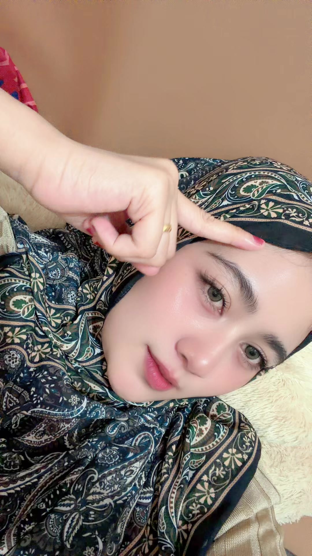 @Hajah_S