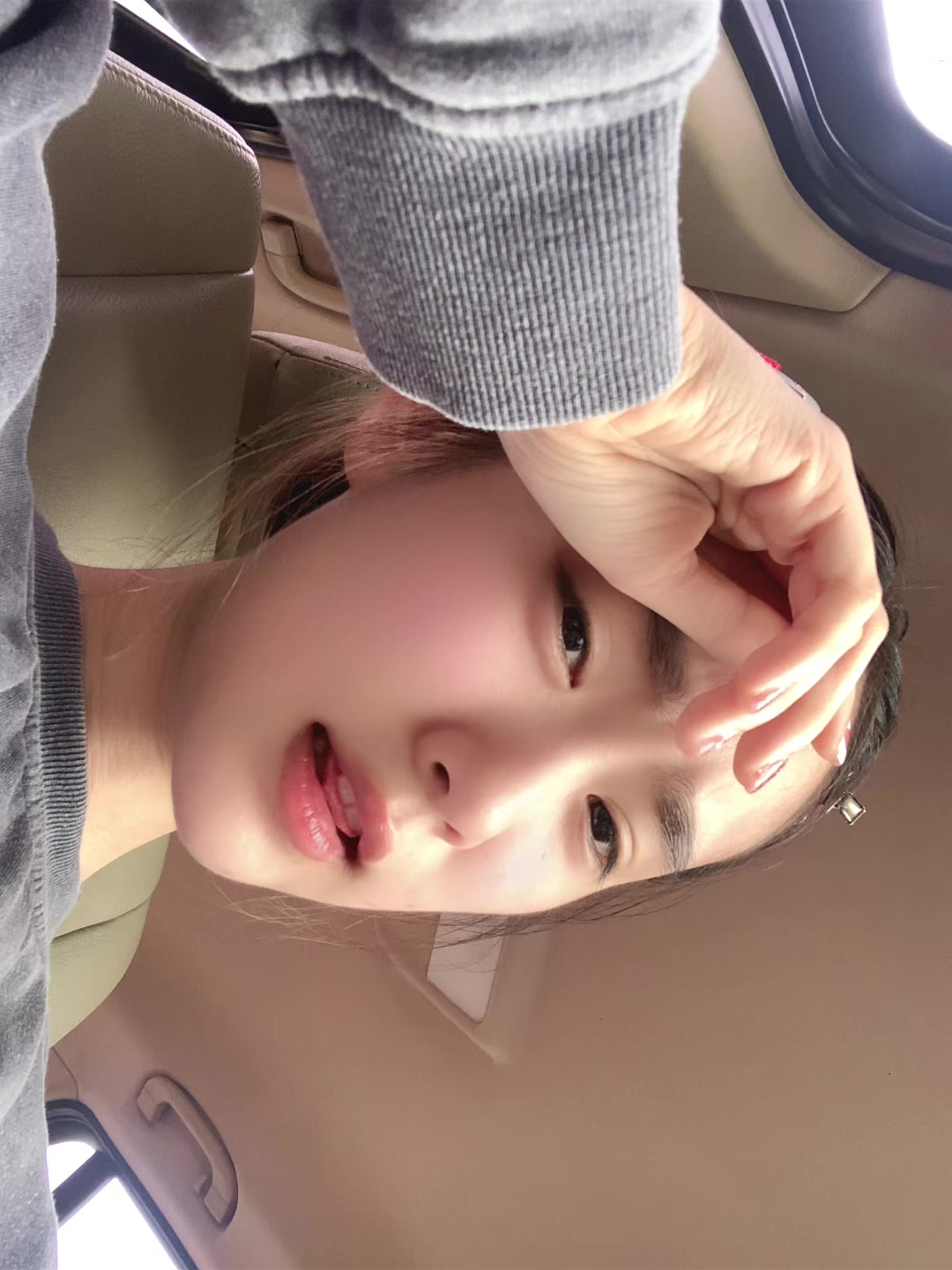 @yujeen.indyy