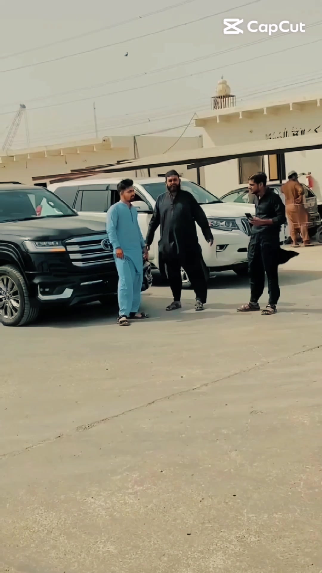 @KHAN......😎🔥