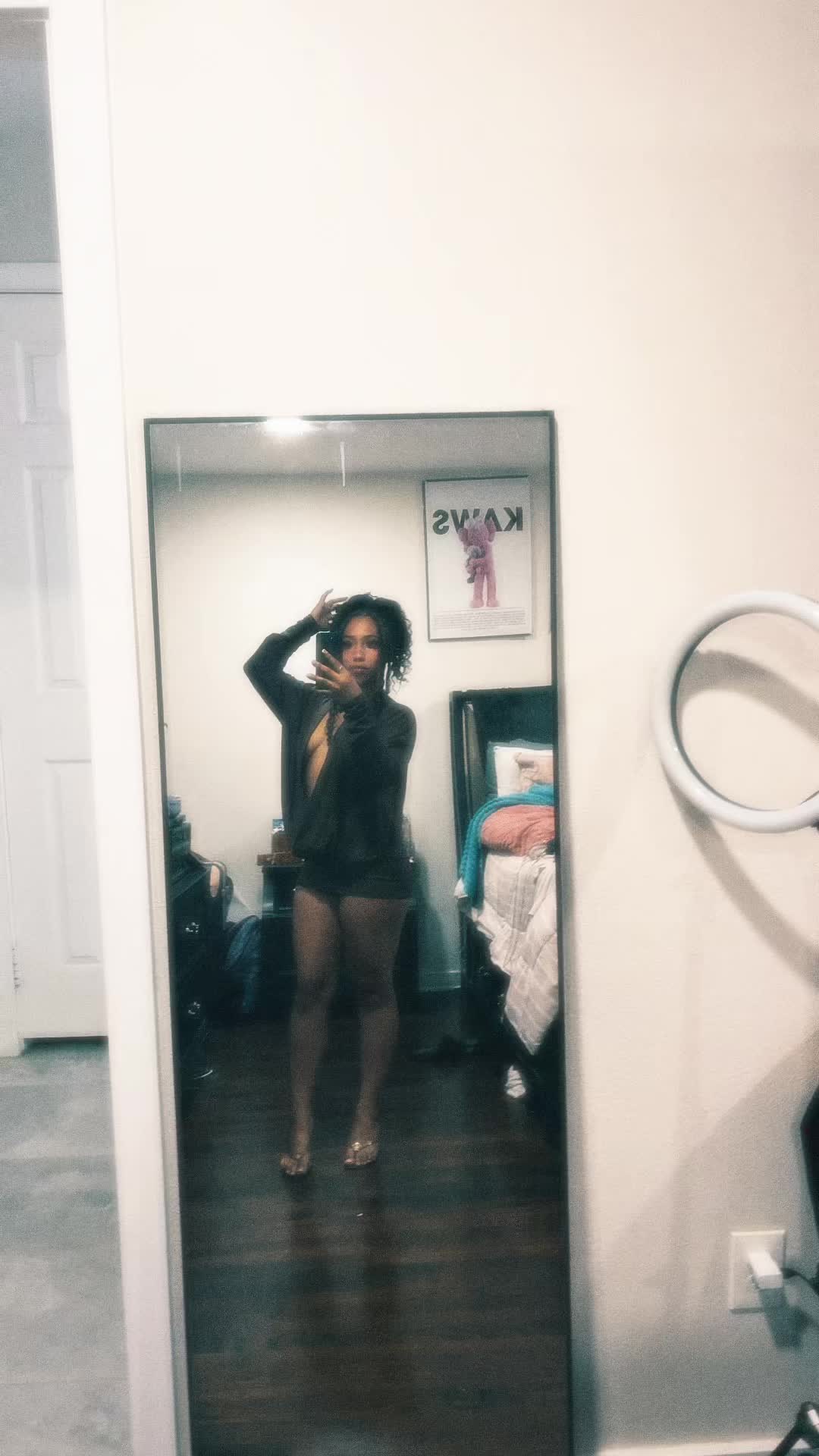 @x.meiyaa