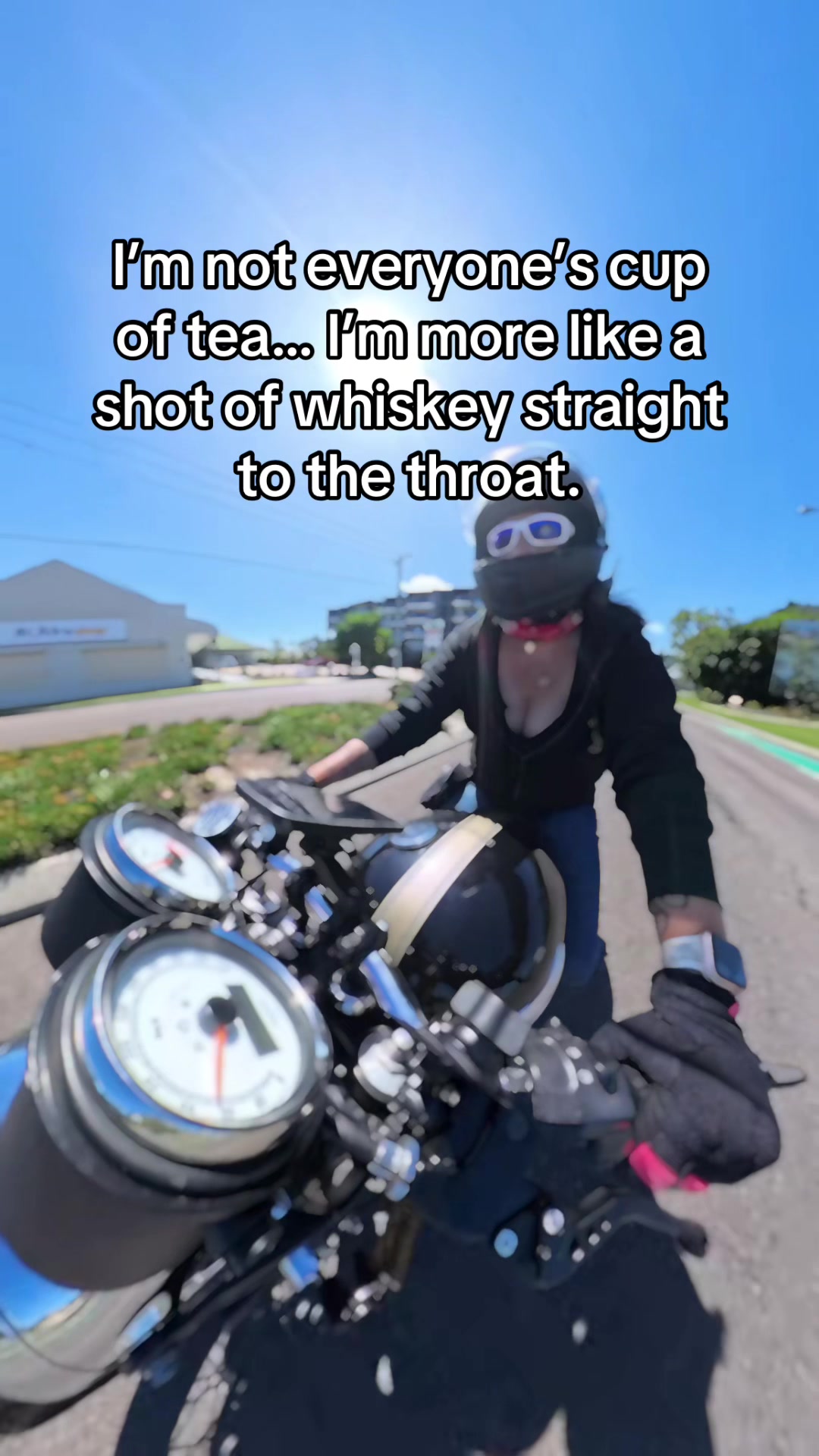 @Dark_Vixen 🏍️