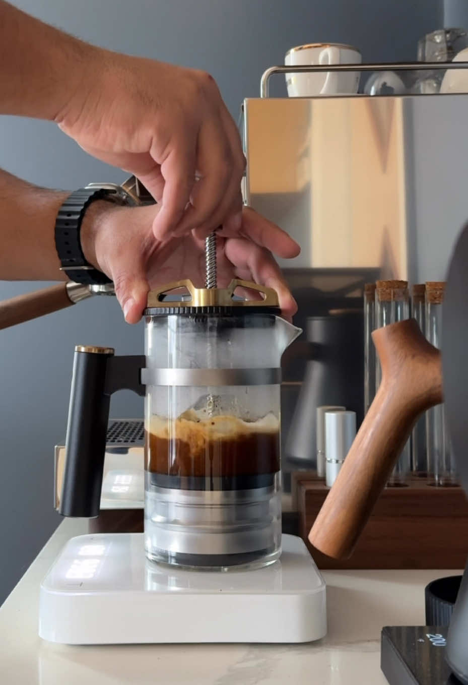 @elmaslcoffee