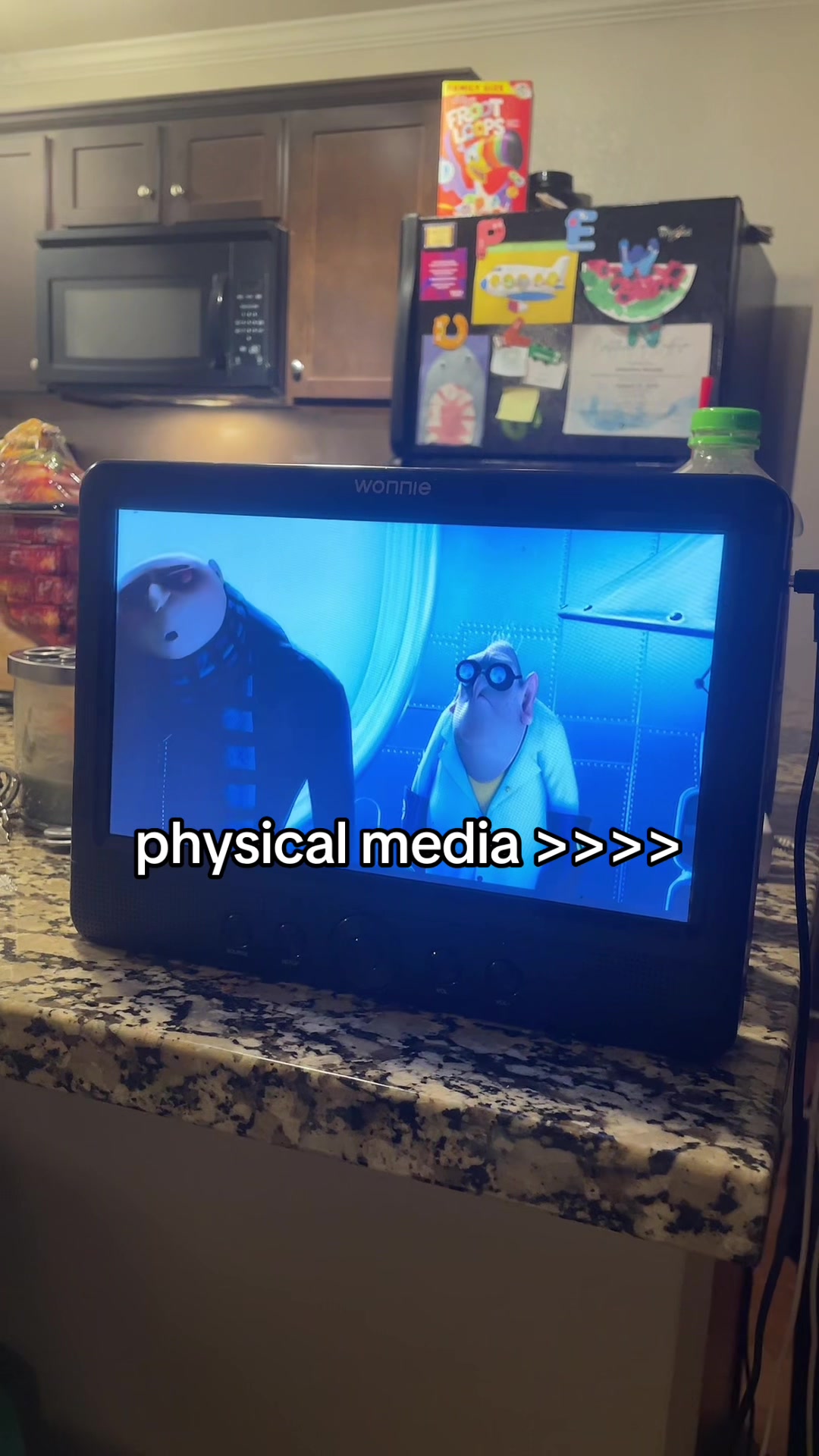 @v 🎳🍕