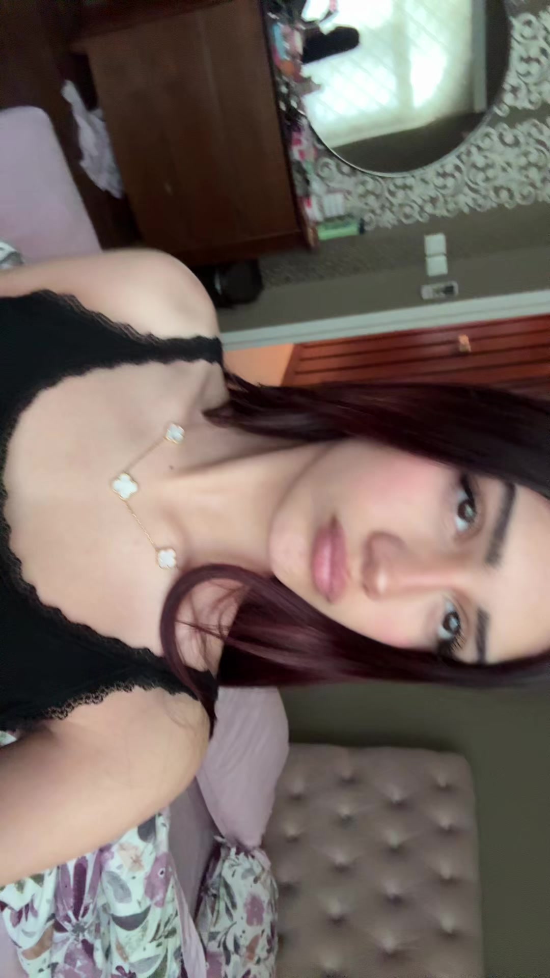 @☁️ʜᴇʟᴇɴ☁️