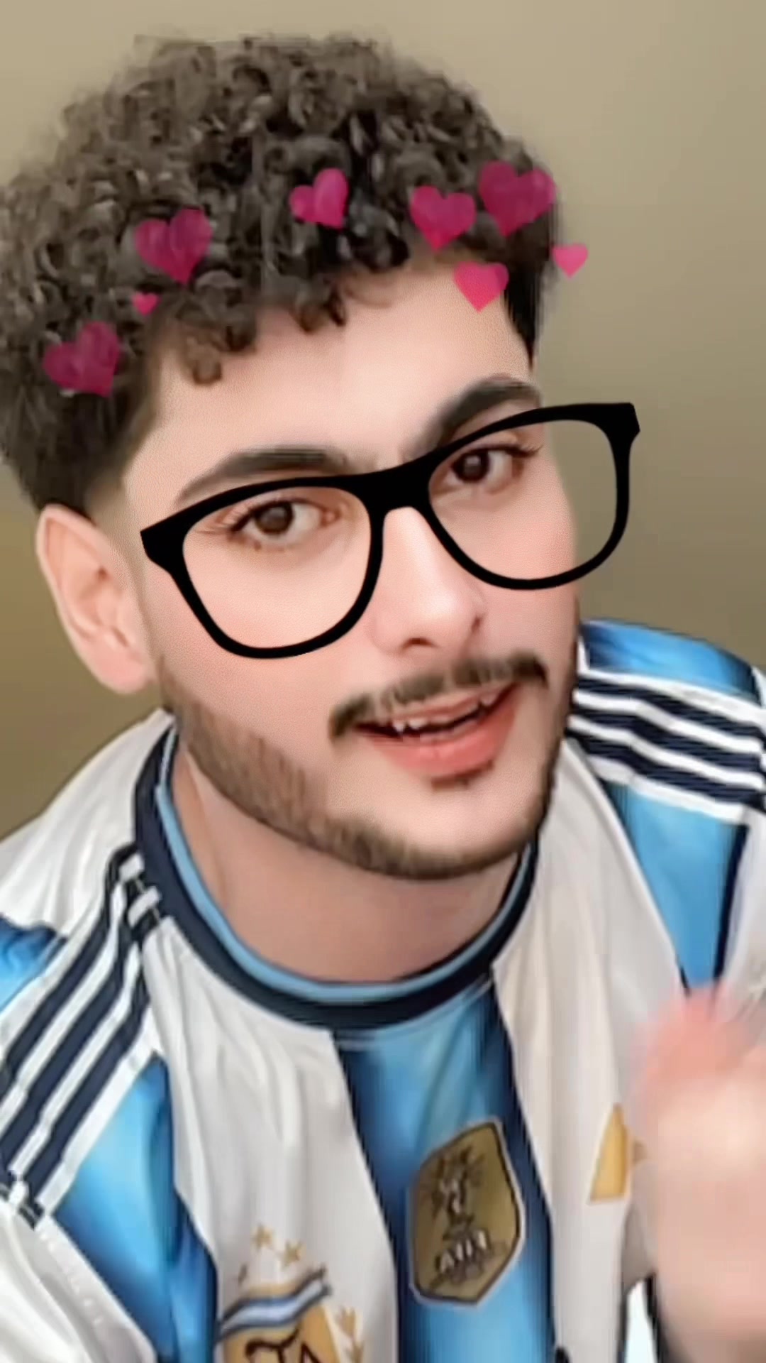 @𝓜𝓻_𝓩𝓮𝓮𝓼𝓱𝓾