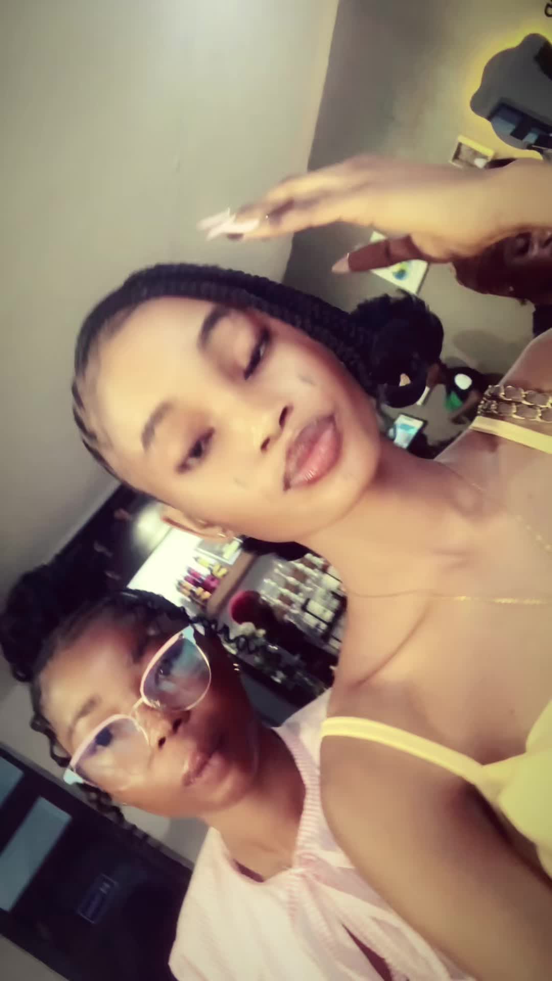 @Eniola🤍🦋!