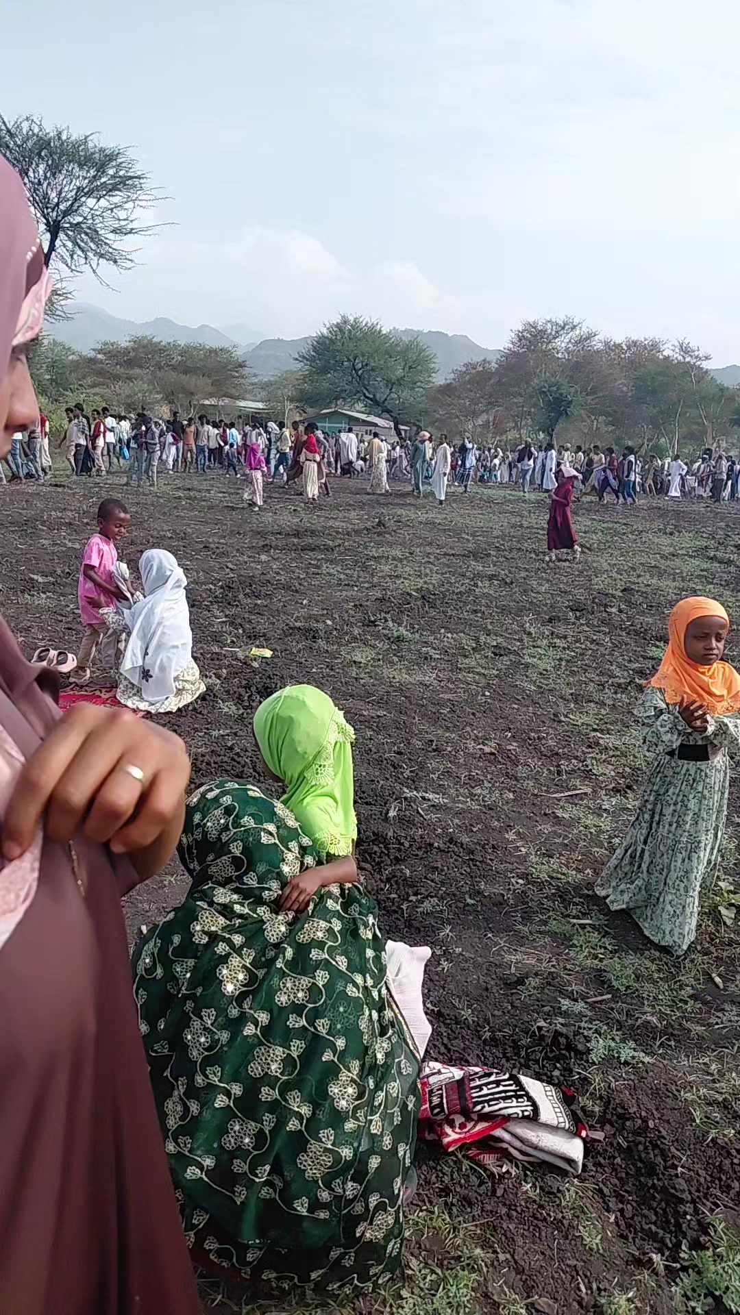 @አትጠገብ