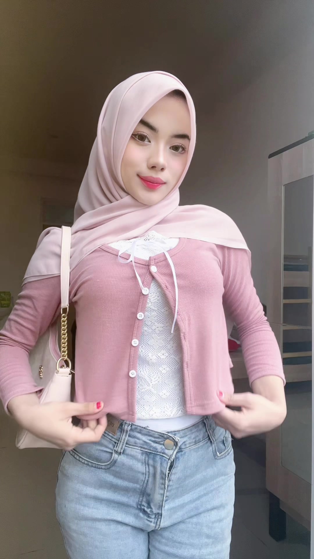 @latifahmhdr