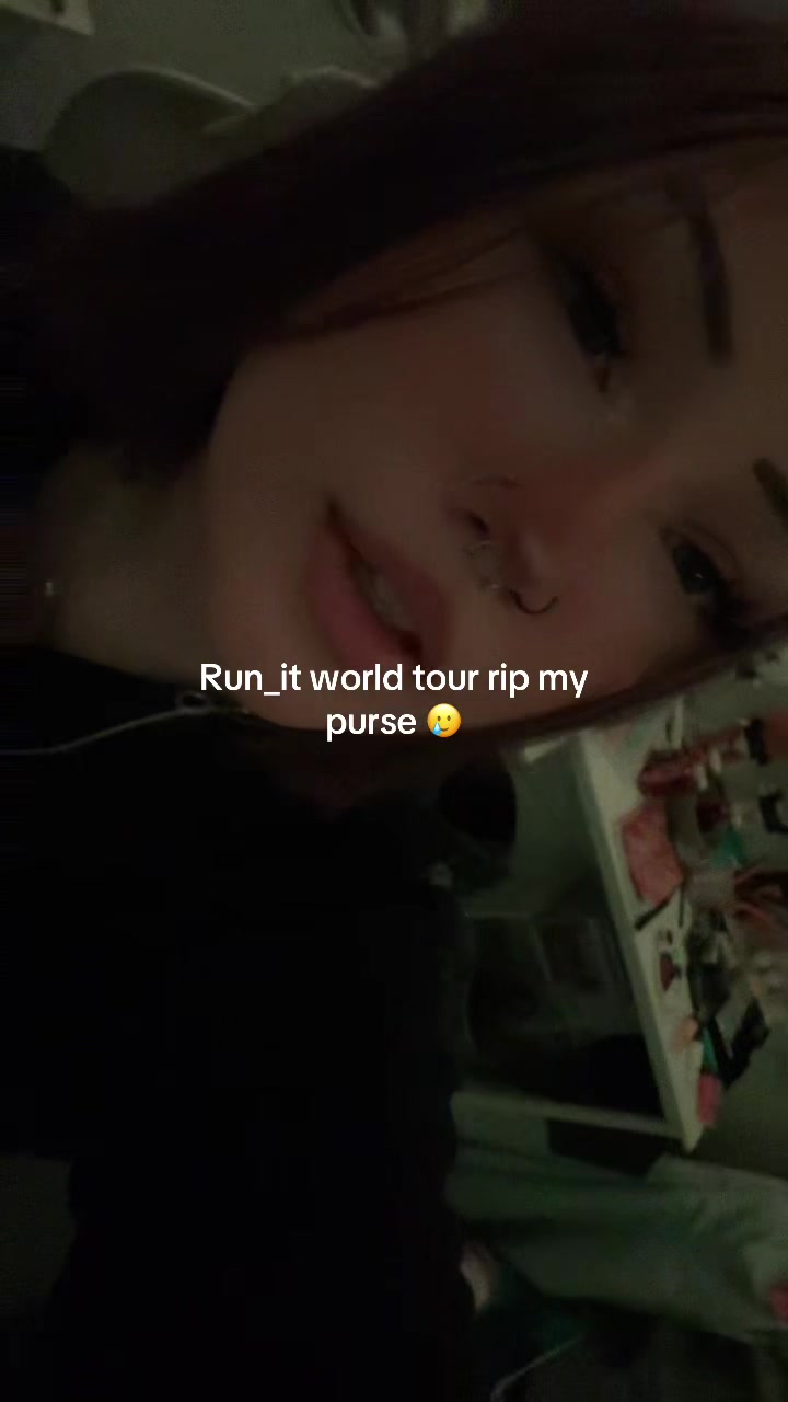 @𝔏𝔢𝔞𝔥🥀