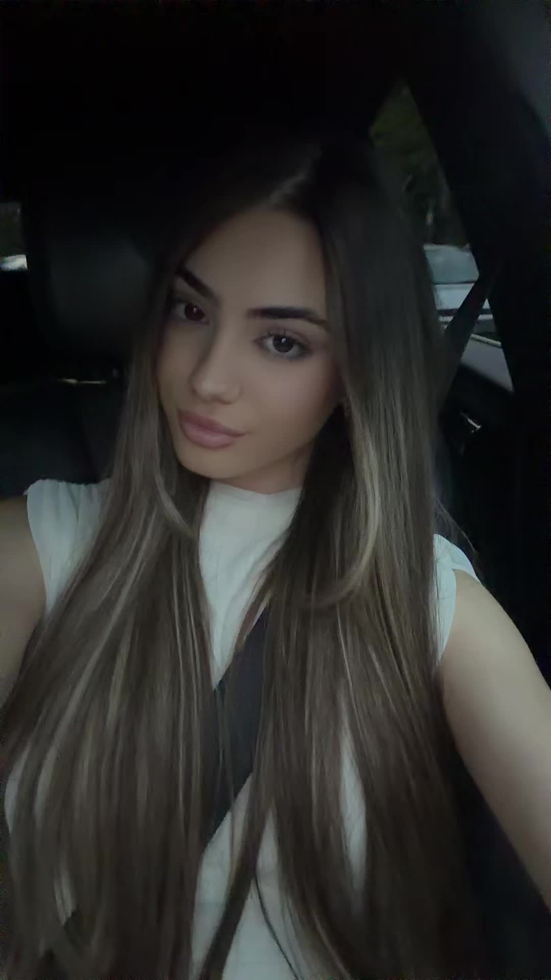 @Марија