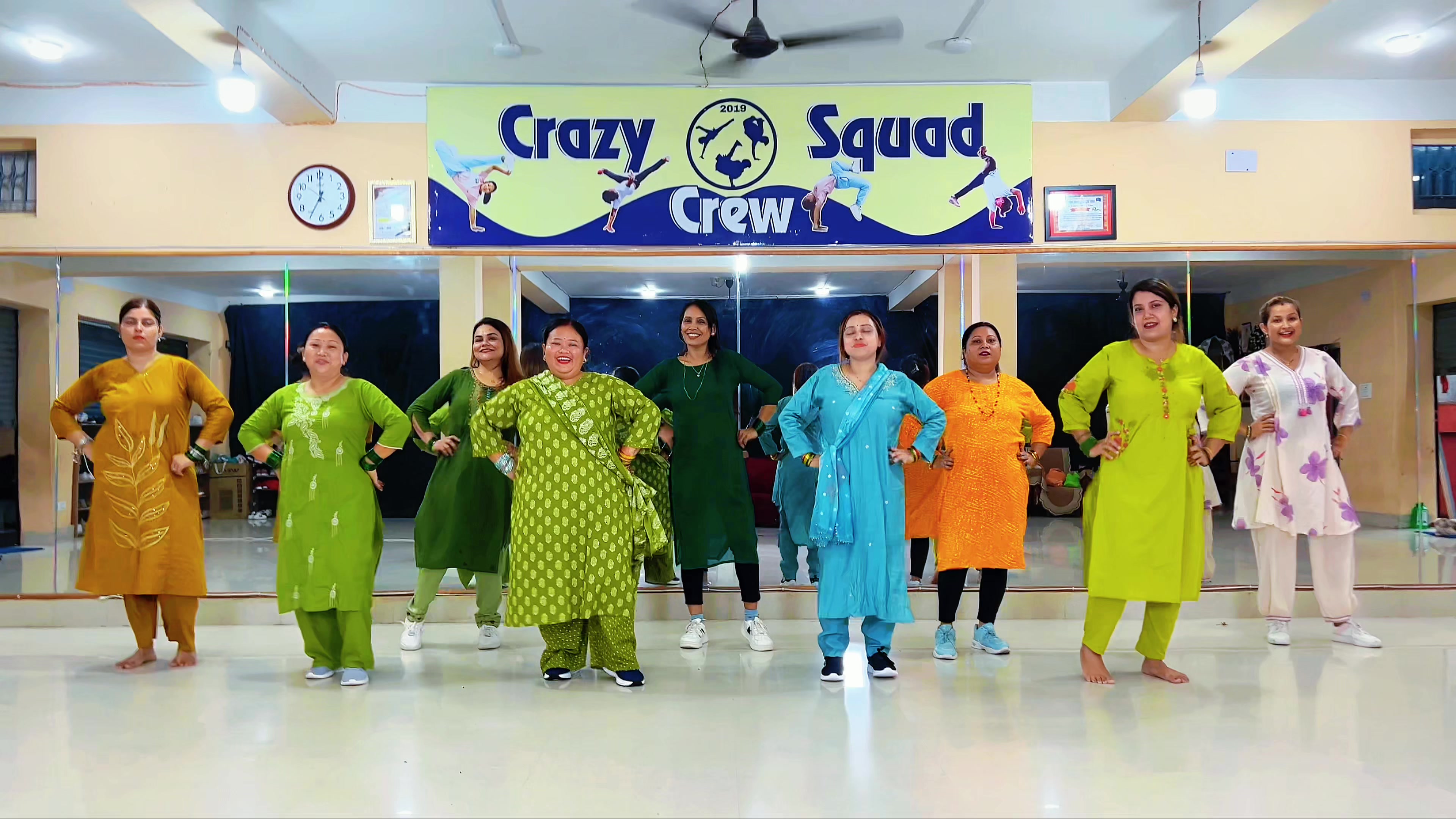 @Crazy Squad Crew