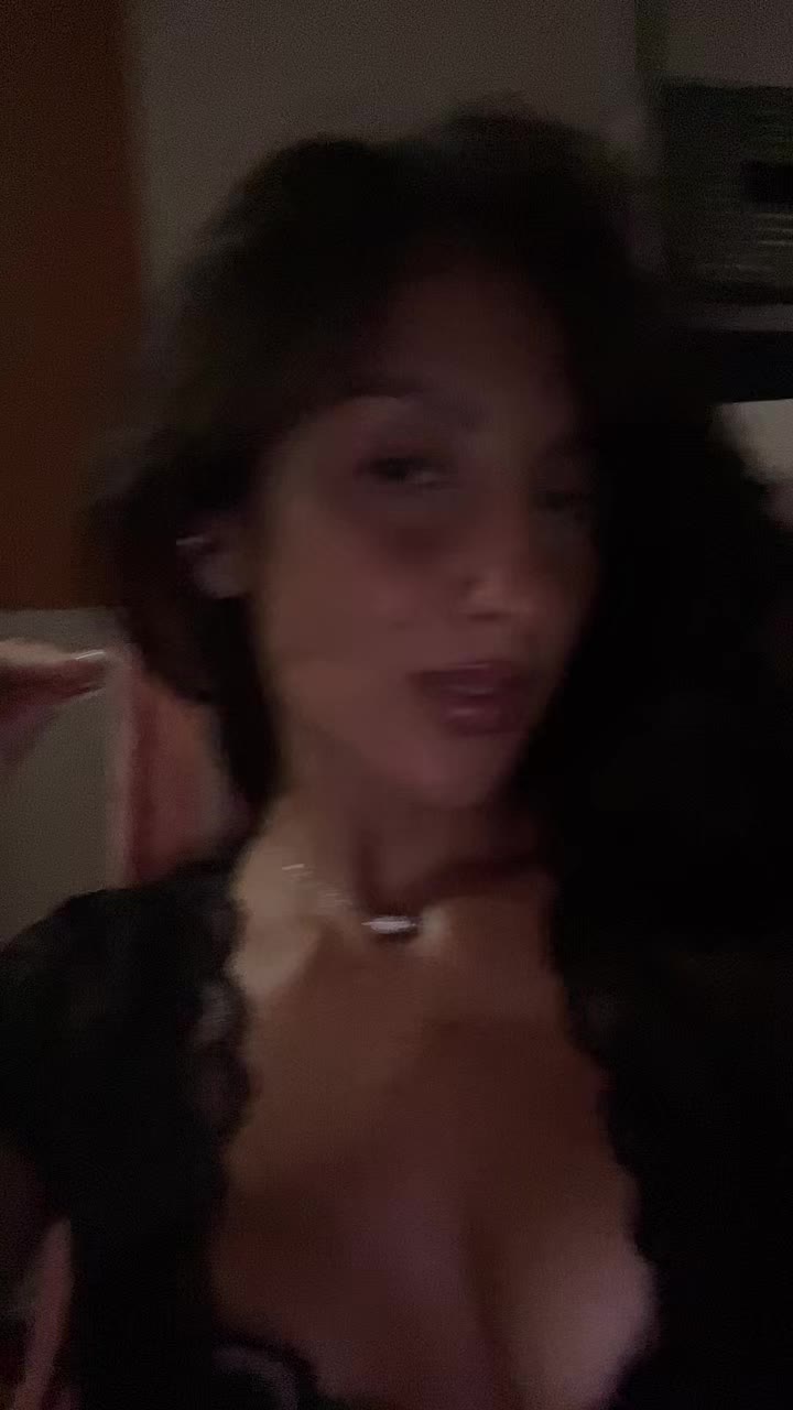 @auroravalentino