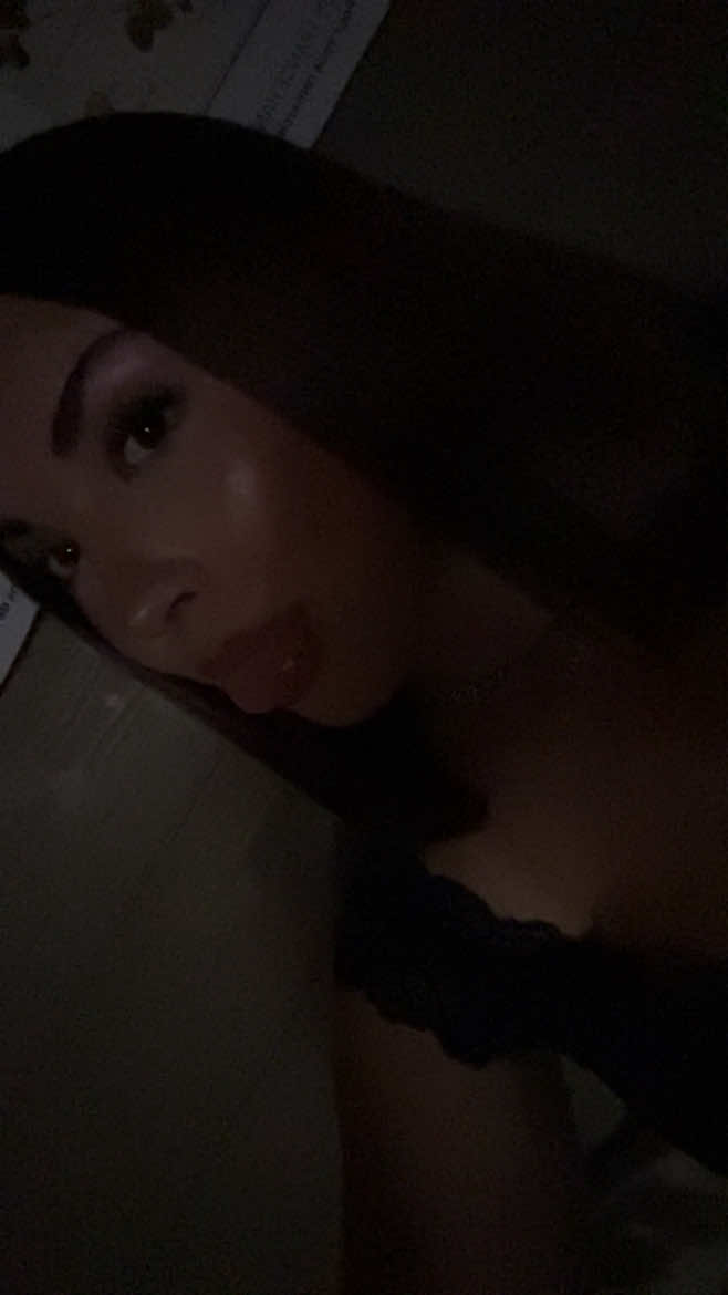 @𝐣𝐞𝐚𝐧𝐧𝐞_𝐠𝐬𝐭𝐥
