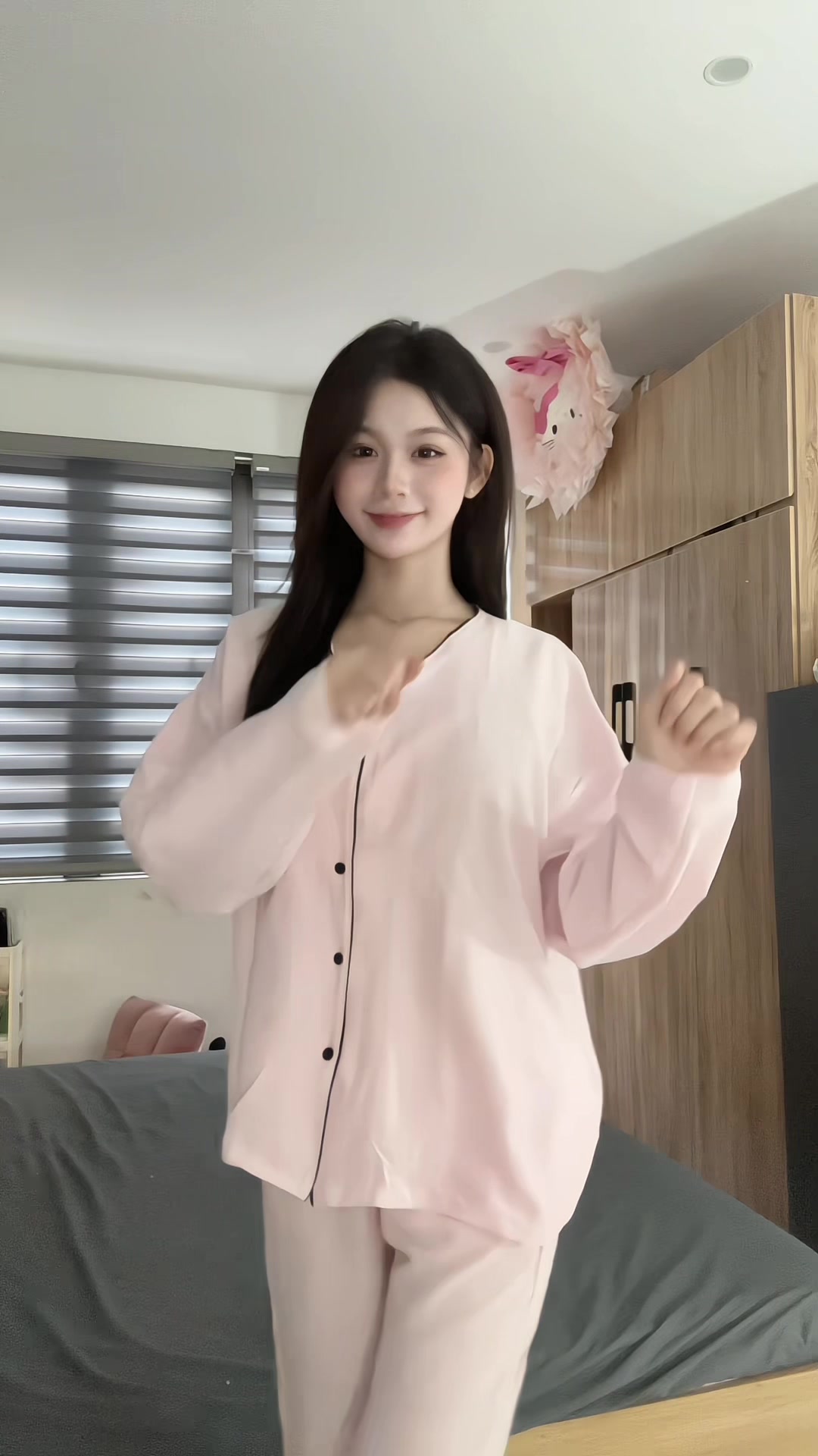 @Trân