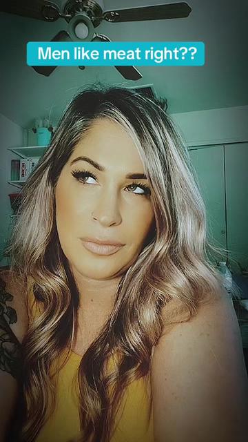 @Melliethegirlnextdoor