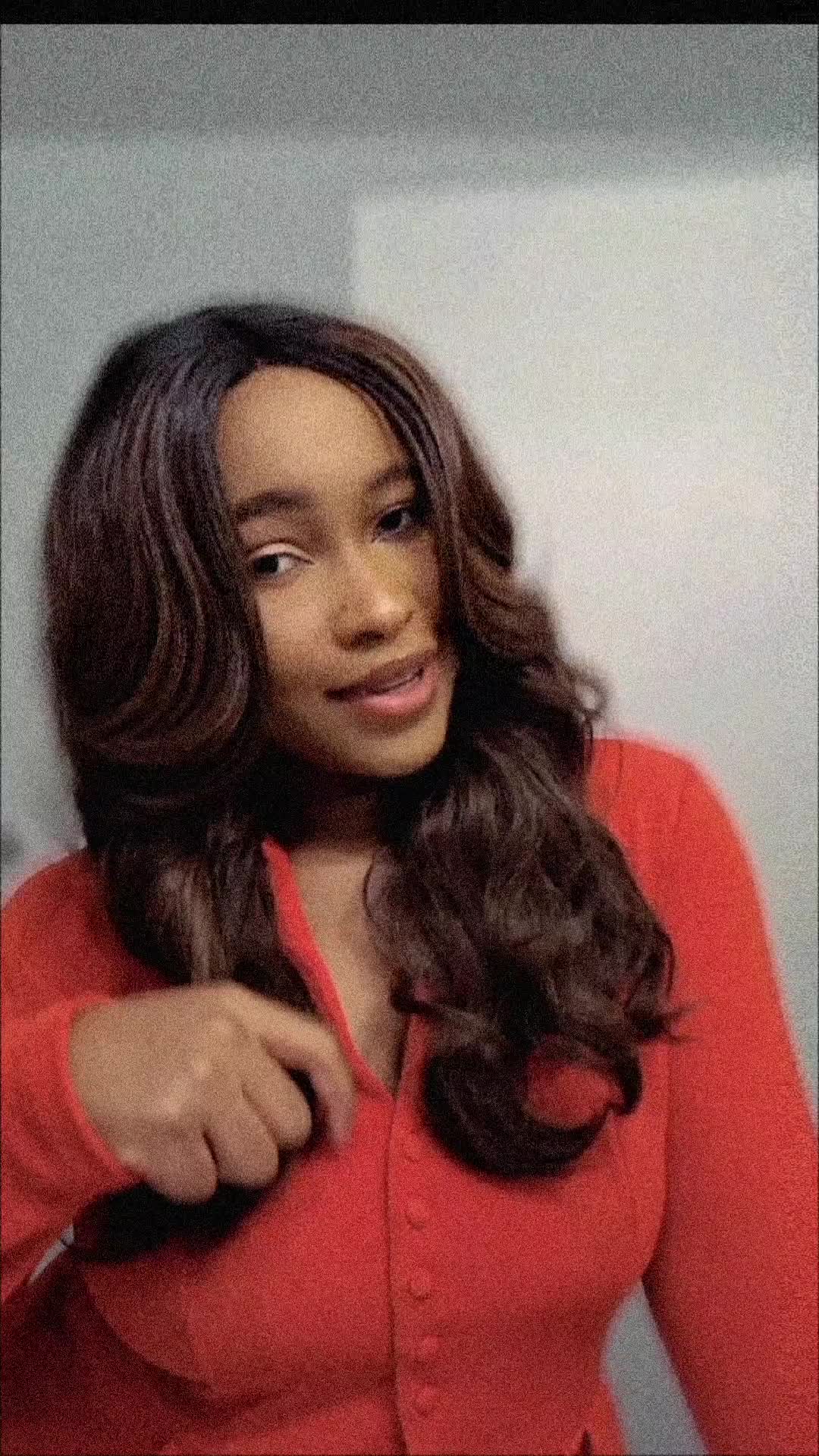 @KellyA.
