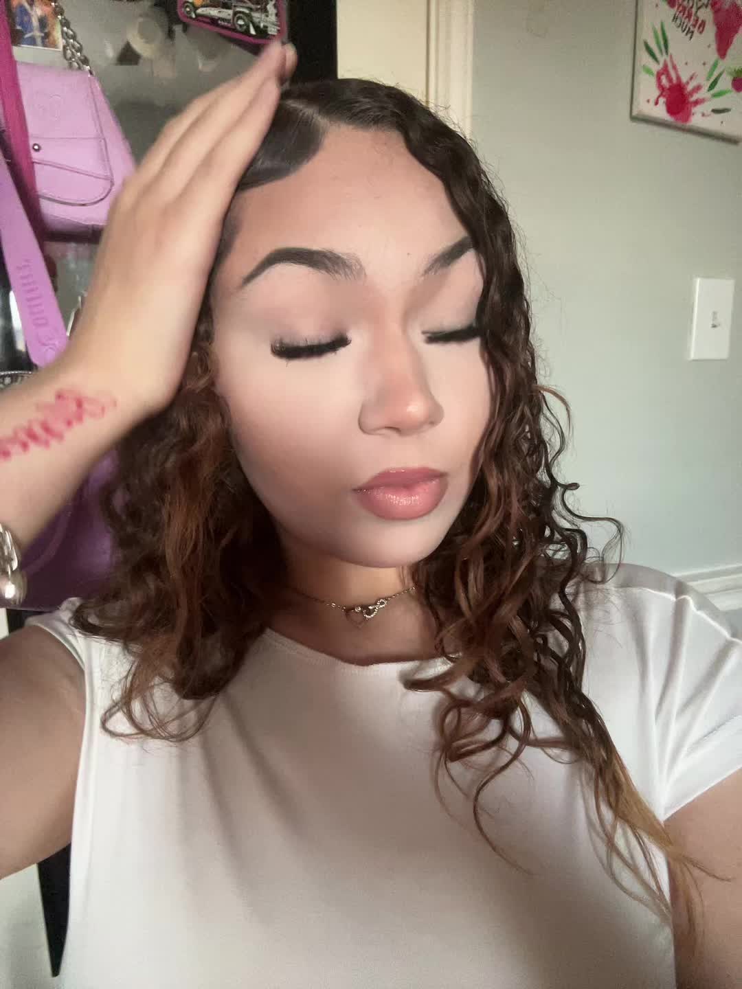@ellamfwella