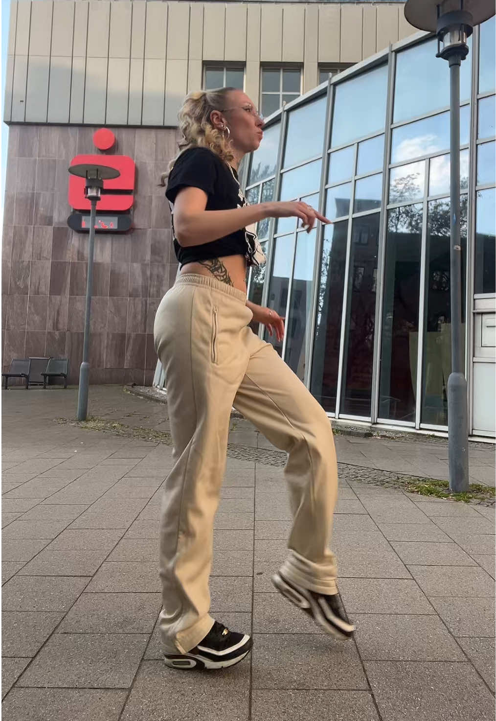 @1. FC Hakken