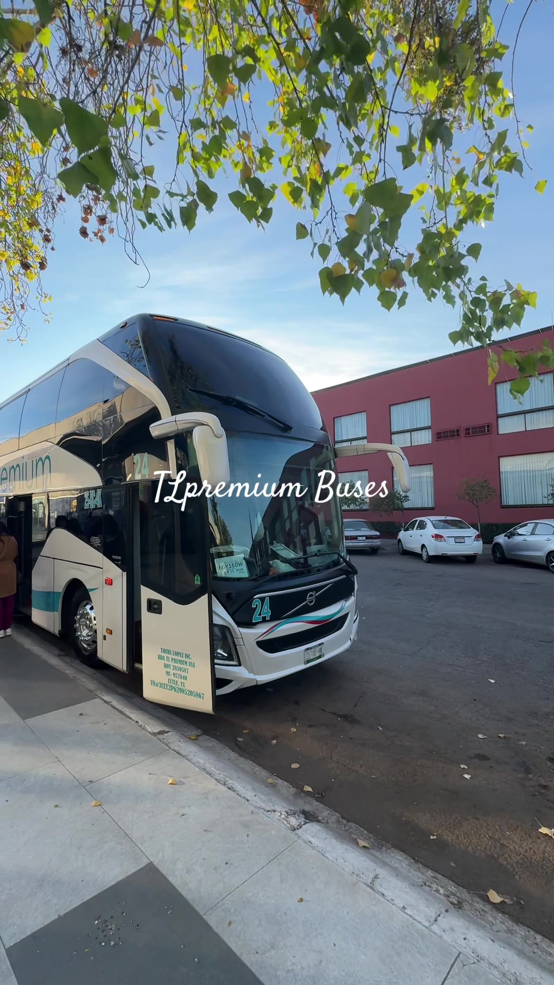 @TLpremium Buses