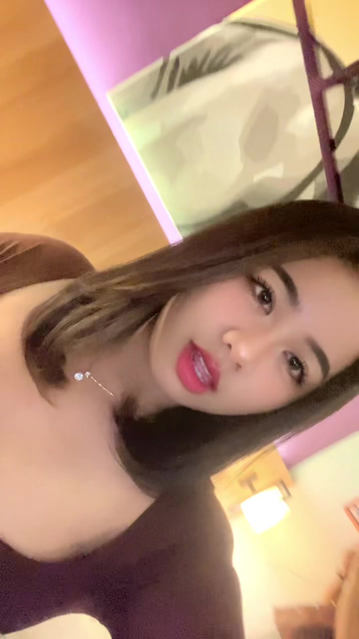 @Queen