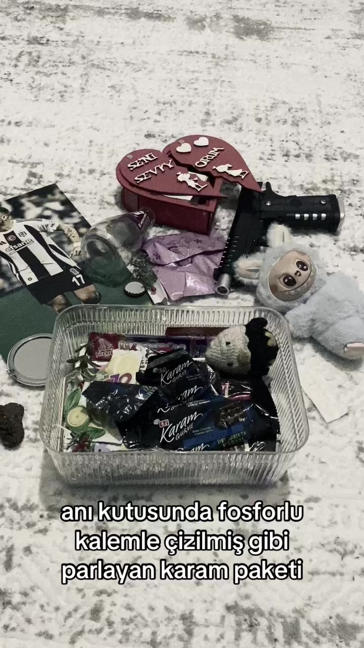 @𝐍