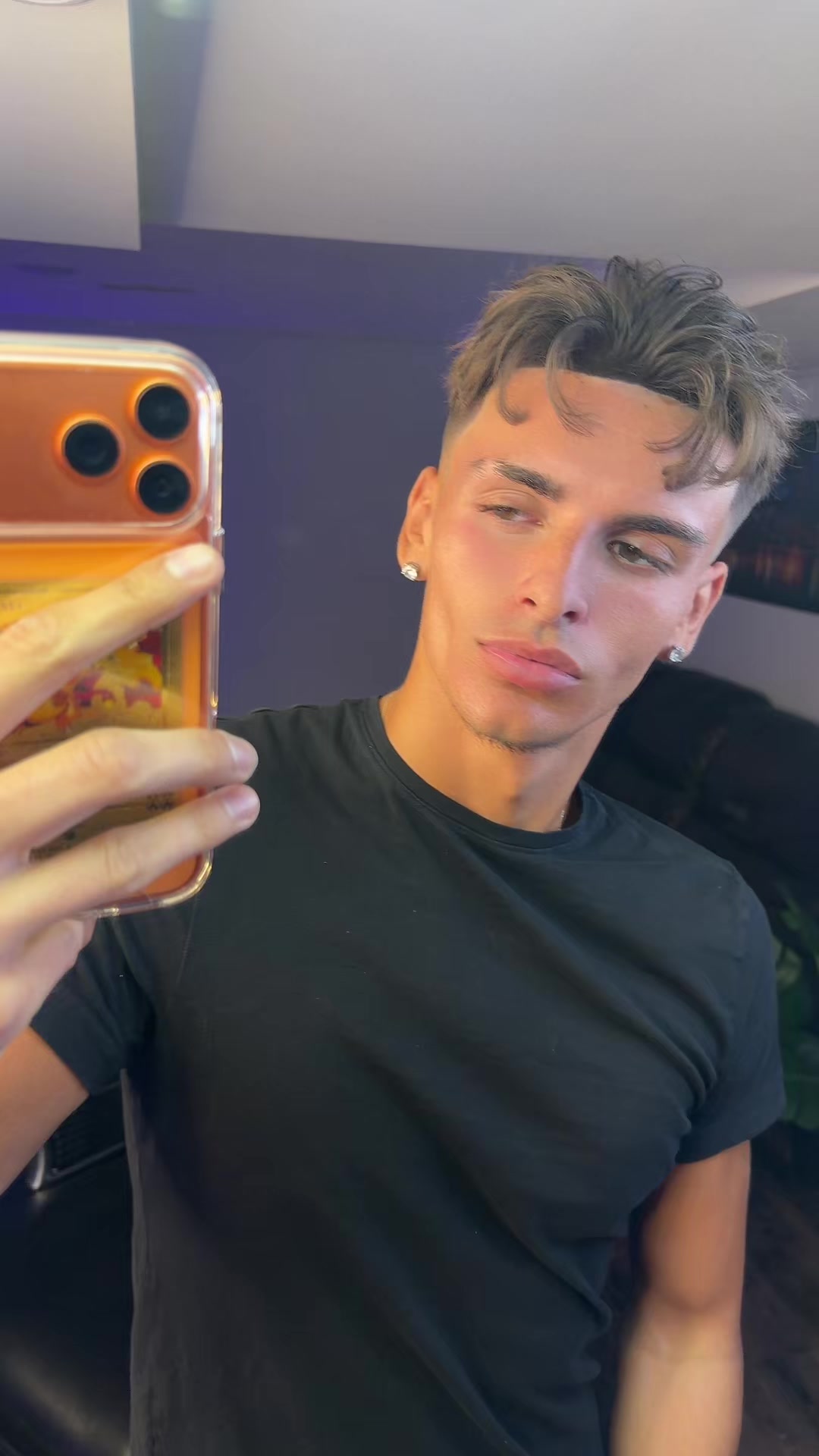 @chris.nikoo