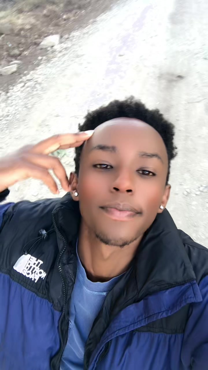 @yournextboyfriend๐
