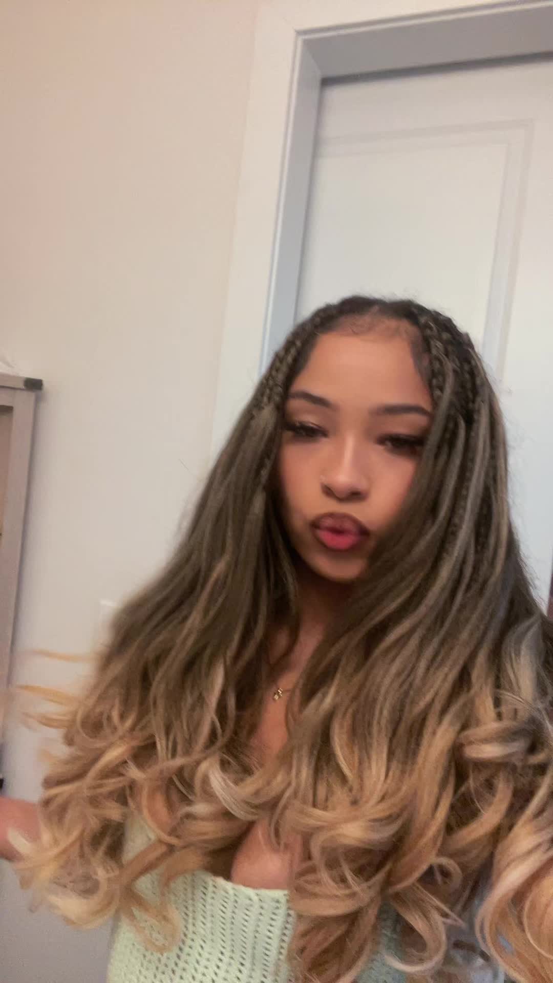 @Ari 🧃