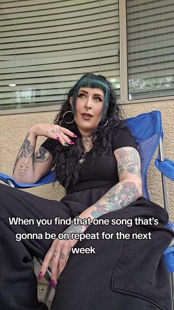 @niki_noxious