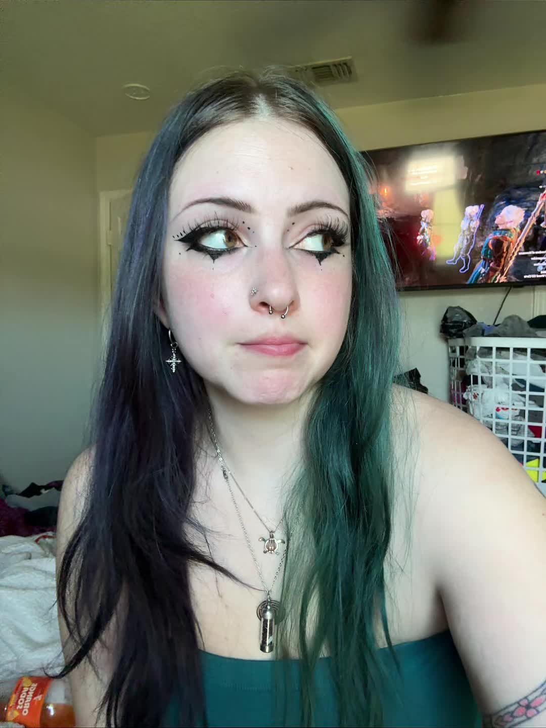 @nyx🕷️