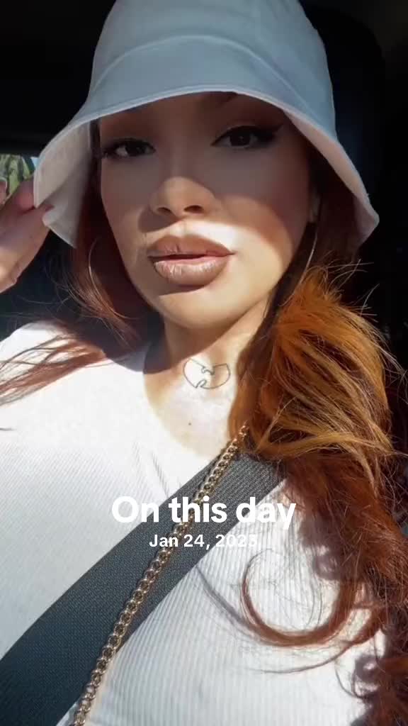 @LeeLee