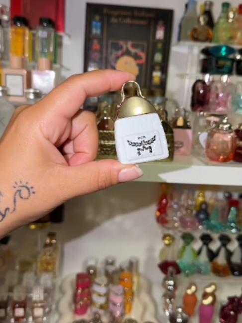 @LEISHASHOP