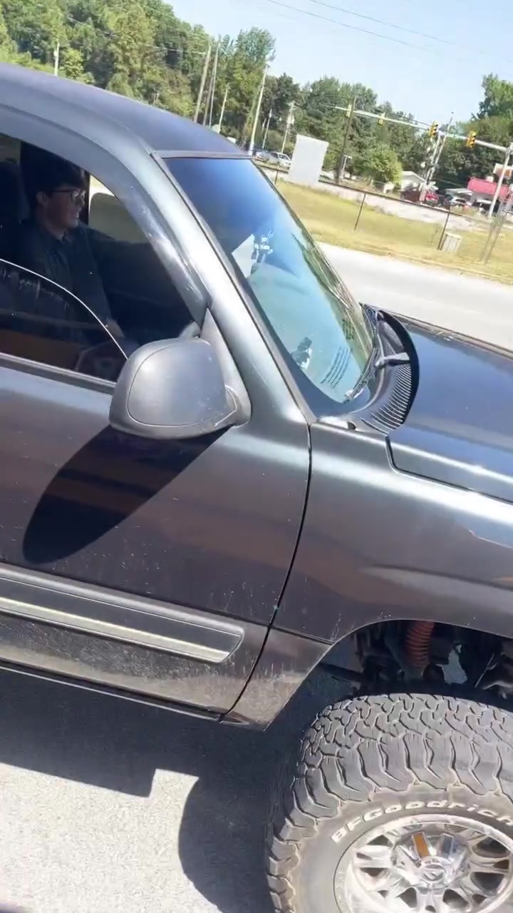 @Onlyupwes