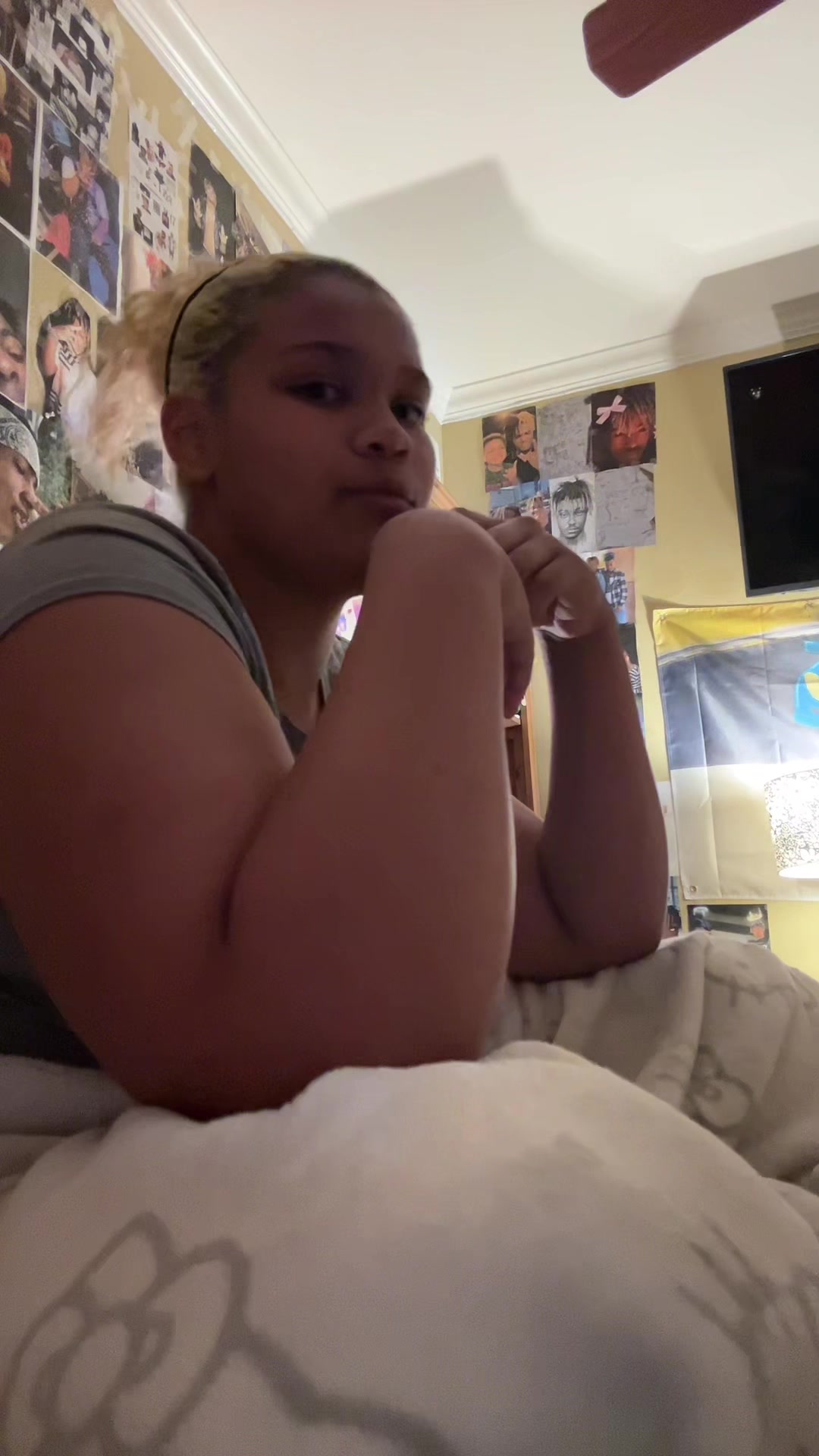 @Lildickgirl666
