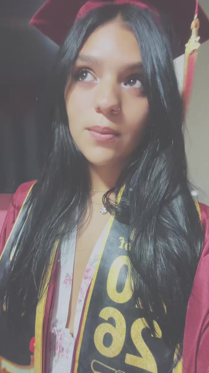 @⋆༺♱༻⋆