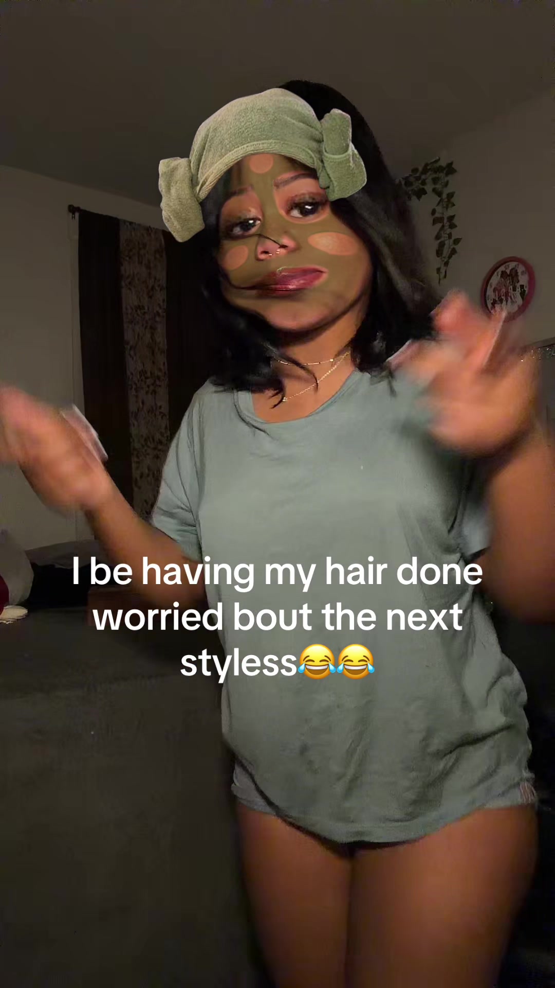 @𝒩𝒾𝒶