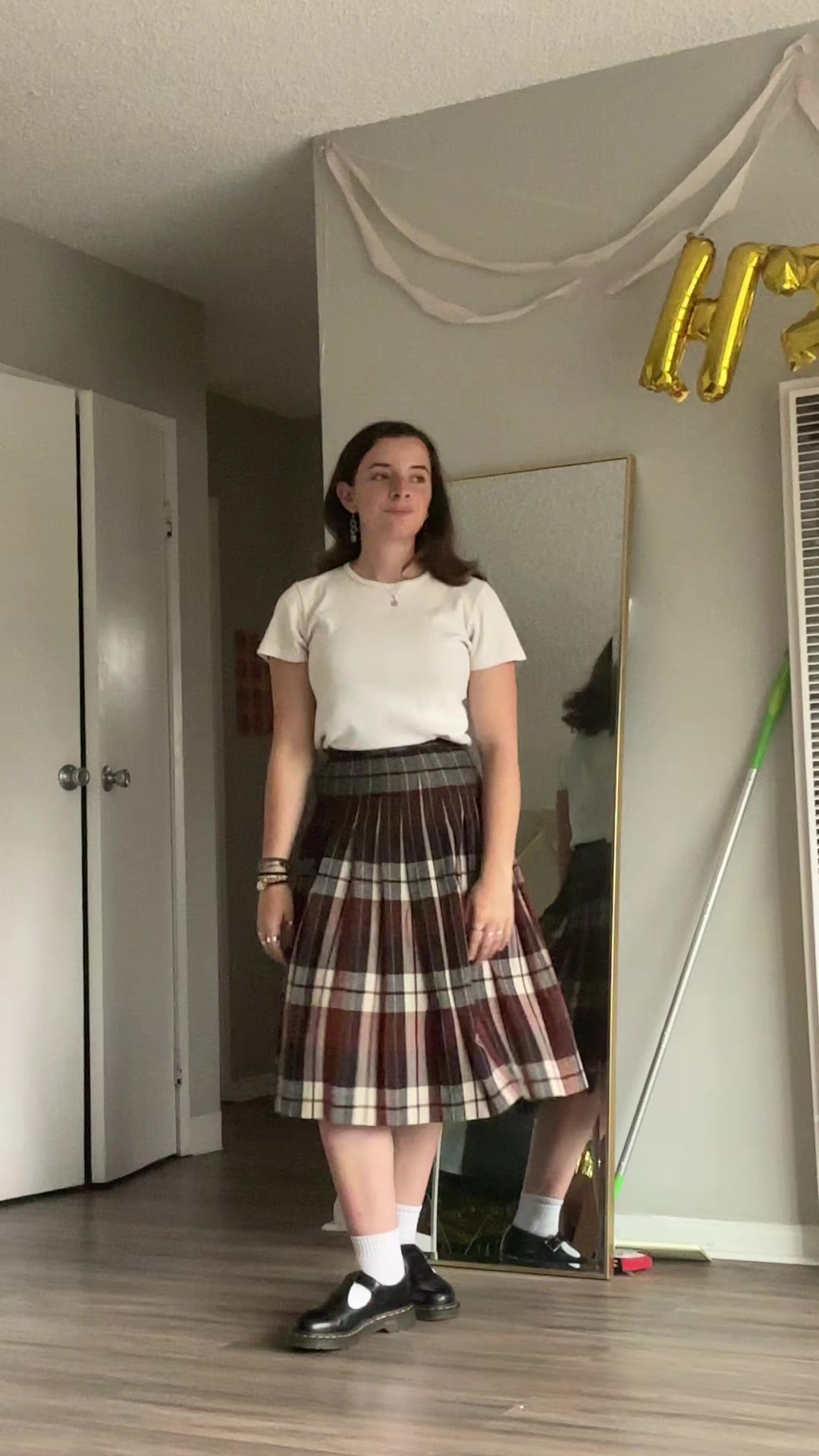 @claneyes