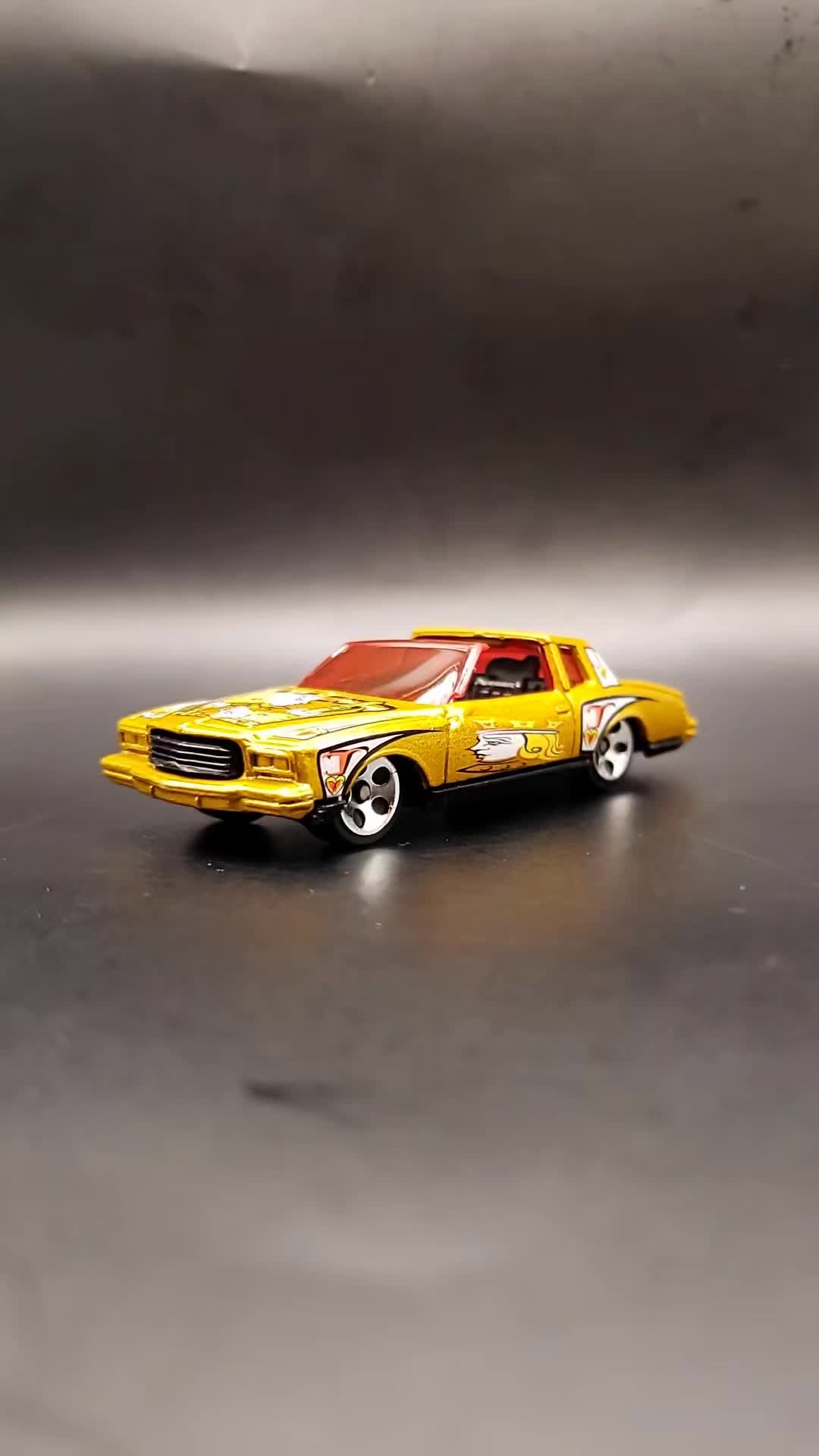 @CORONA TOYS