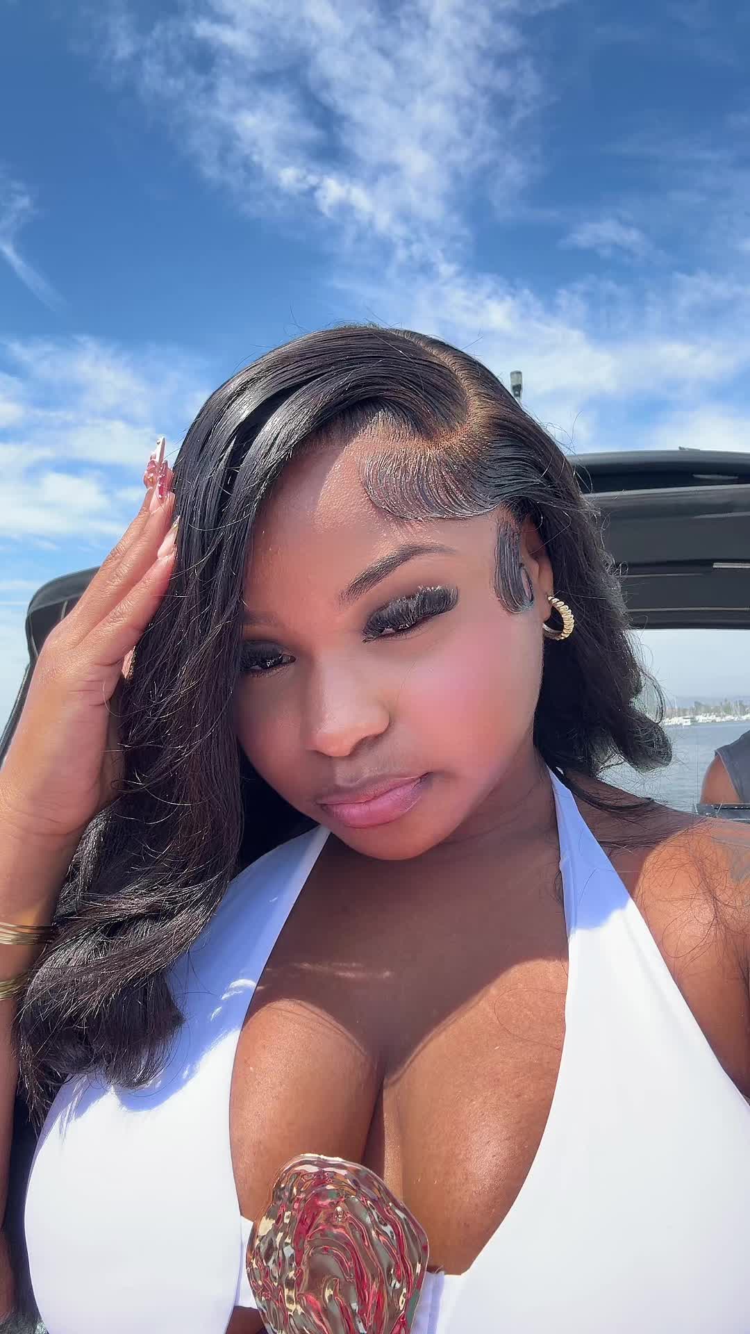 @YT: Tasyalashay