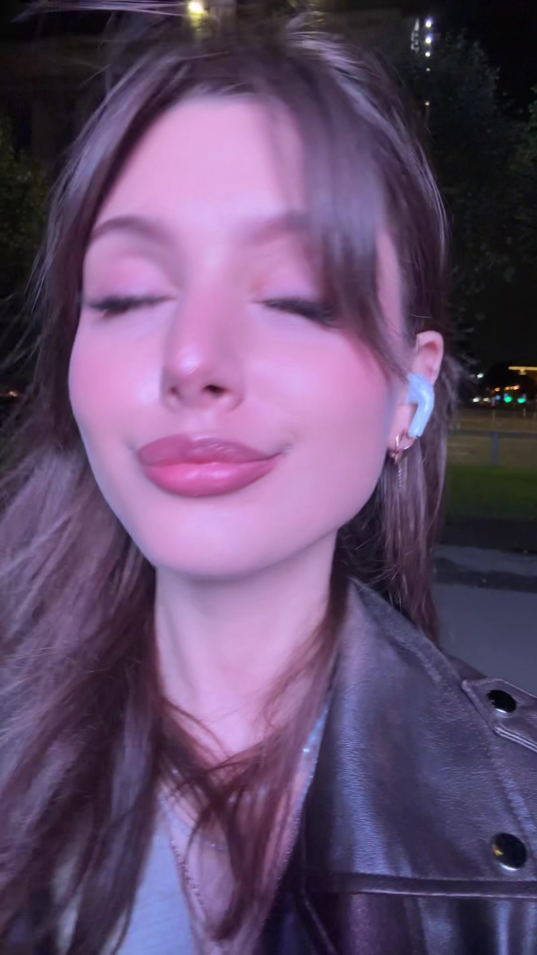 @vzikran